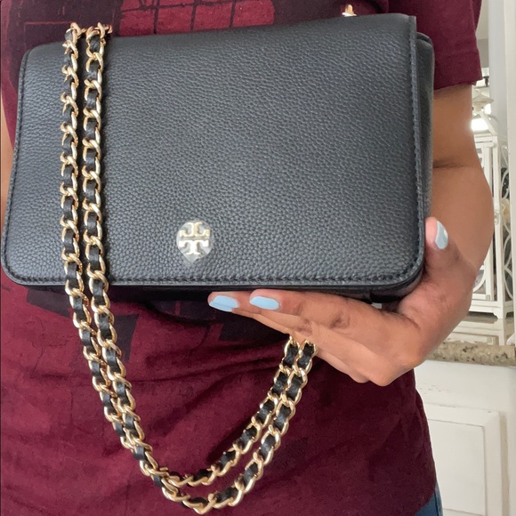 New Tory Burch Carter 🖤 shoulder bag last one - Picture 11 of 11